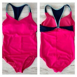 LANDS’ END Wireless V Neck Racer Back One Piece Swimsuit Pink Blue 12